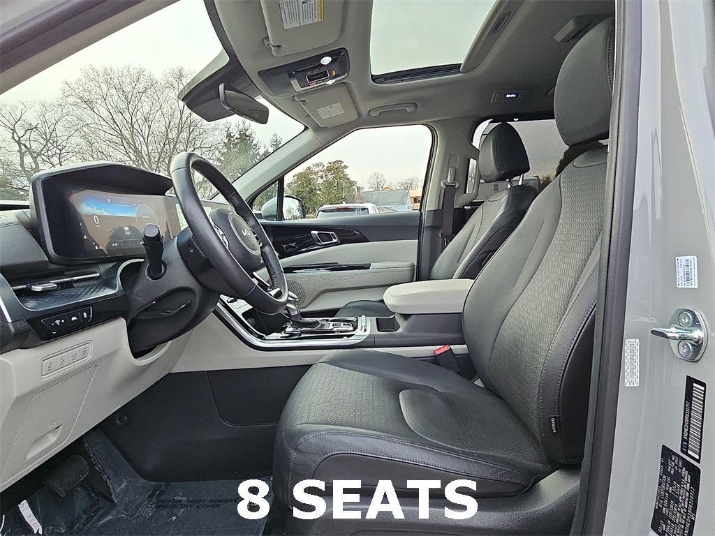 used 2024 Kia Carnival car, priced at $32,249