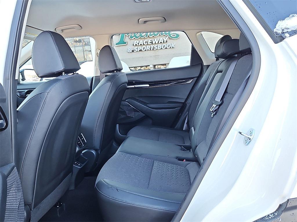 used 2025 Kia Seltos car, priced at $23,779