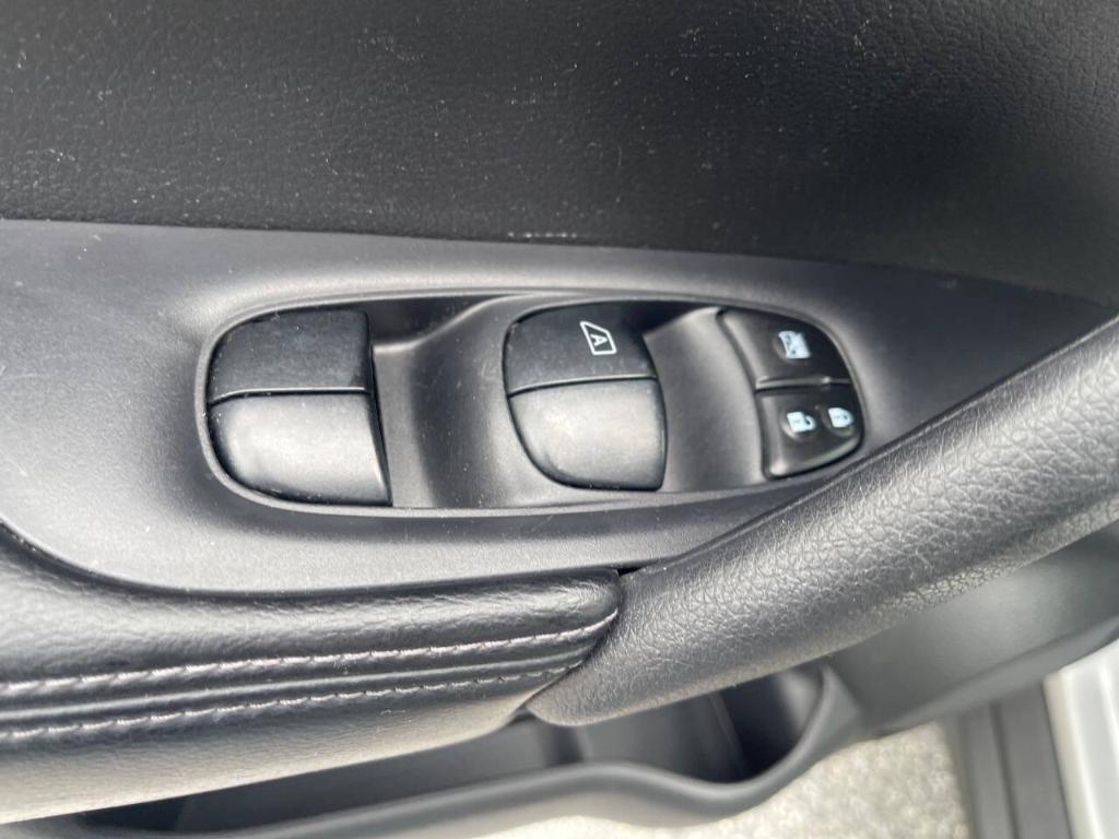 used 2014 Nissan Rogue car, priced at $8,900