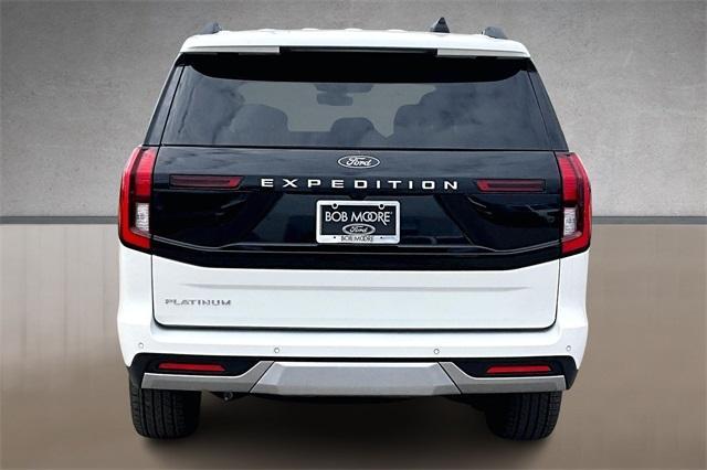 new 2025 Ford Expedition car, priced at $80,250