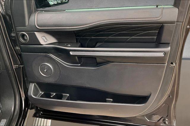 used 2019 Ford Expedition car, priced at $21,391