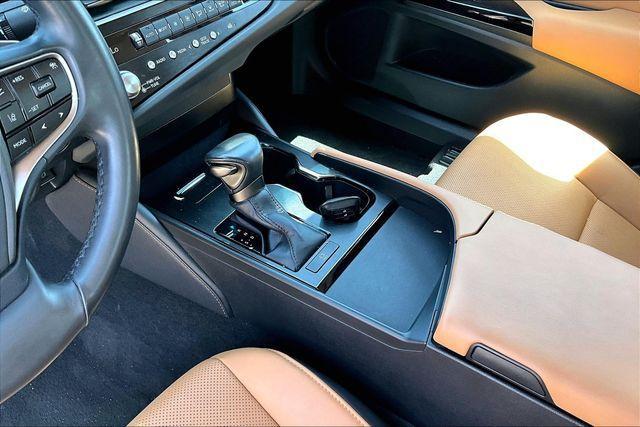 used 2023 Lexus ES 350 car, priced at $39,500