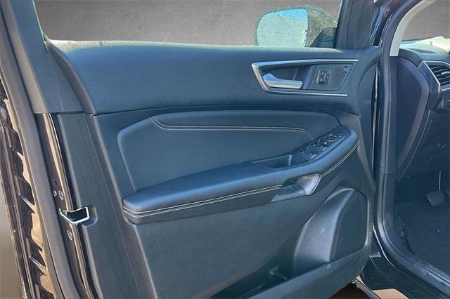 used 2024 Ford Edge car, priced at $25,000