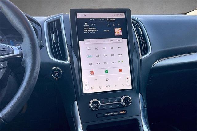 used 2024 Ford Edge car, priced at $25,000