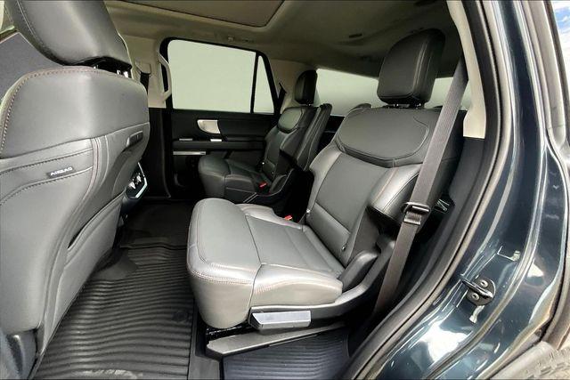 new 2025 Ford Expedition car, priced at $67,500