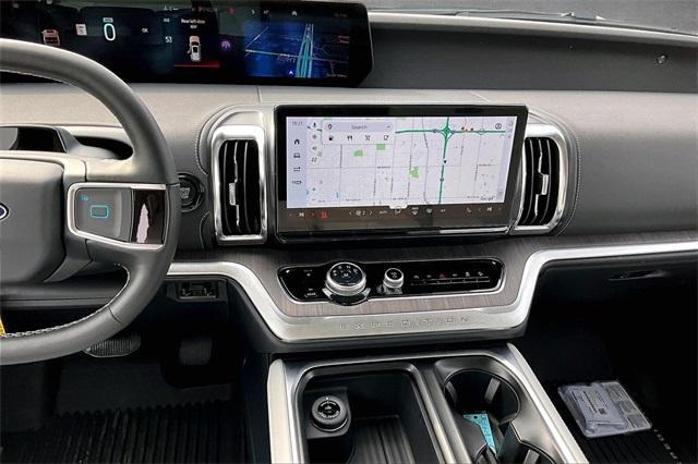 new 2026 Ford Expedition car, priced at $88,318