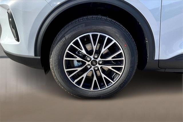 new 2026 Ford Escape car, priced at $28,993