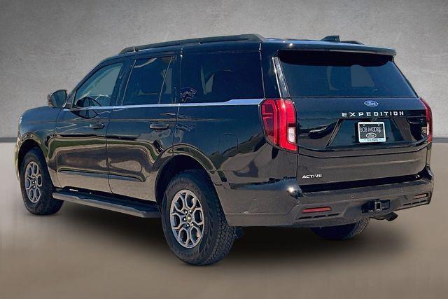 used 2025 Ford Expedition car, priced at $53,673