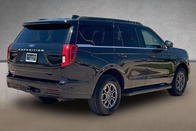 used 2025 Ford Expedition car, priced at $53,673
