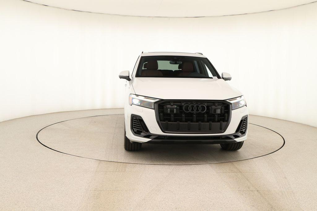 new 2026 Audi Q7 car, priced at $78,220