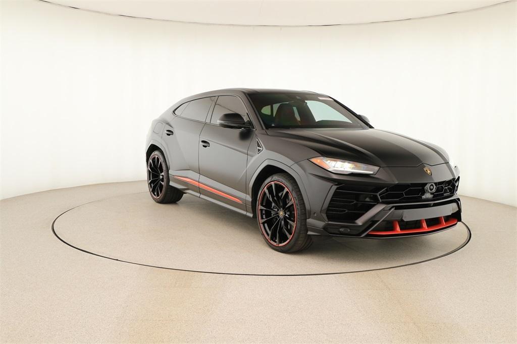 used 2022 Lamborghini Urus car, priced at $206,988