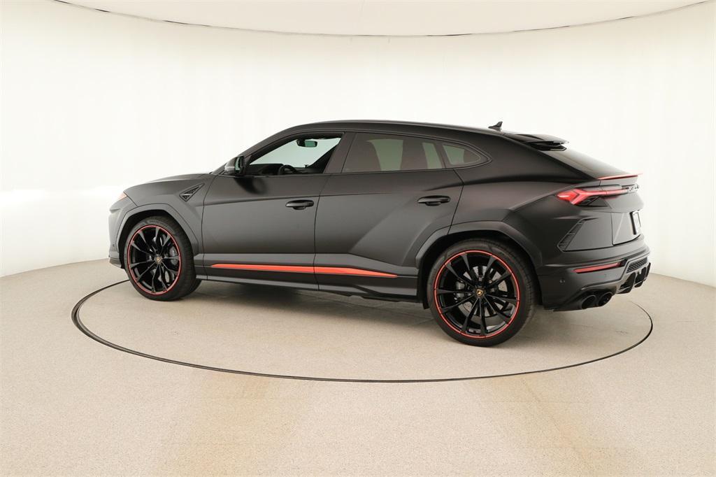 used 2022 Lamborghini Urus car, priced at $206,988