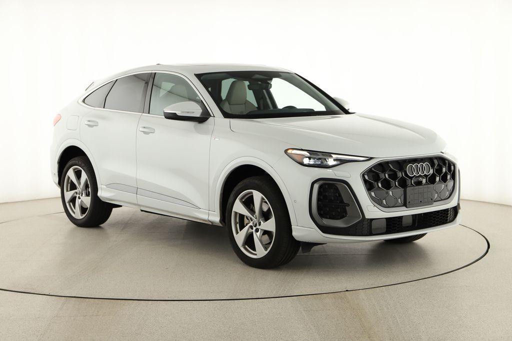 used 2025 Audi Q5 car, priced at $45,487