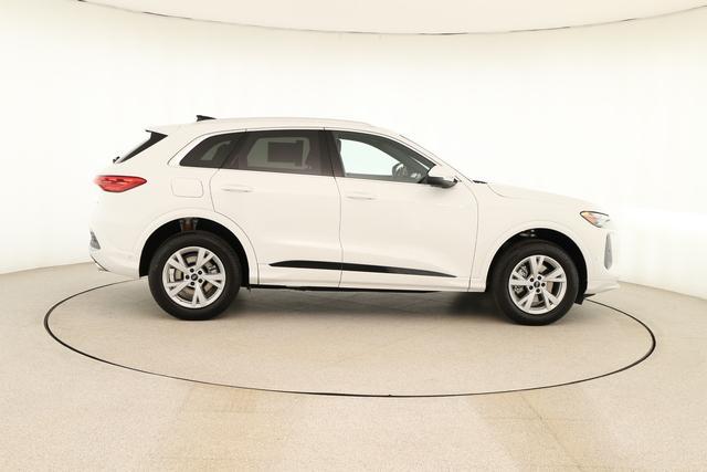 new 2025 Audi Q5 car, priced at $54,915