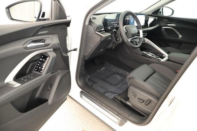 new 2025 Audi Q5 car, priced at $61,890