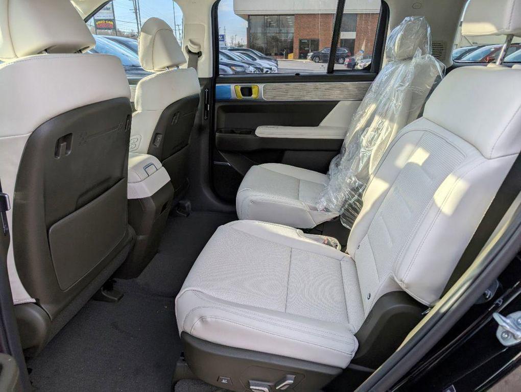 new 2025 Hyundai SANTA FE HEV car, priced at $46,163