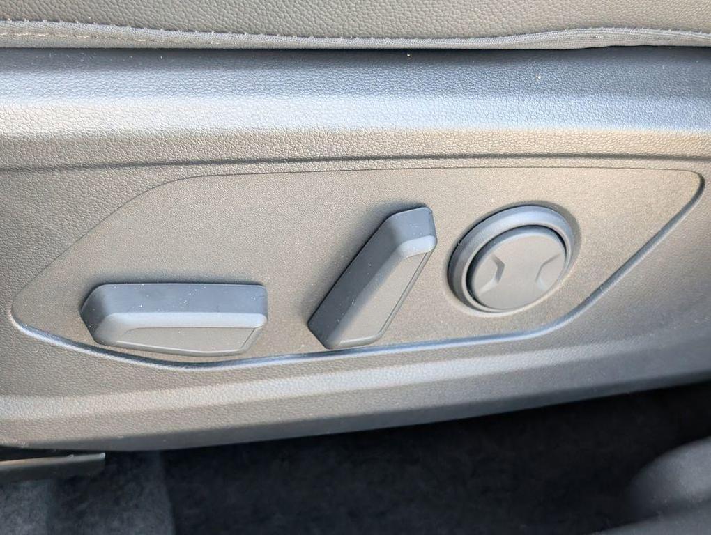 new 2025 Hyundai Tucson car, priced at $32,980