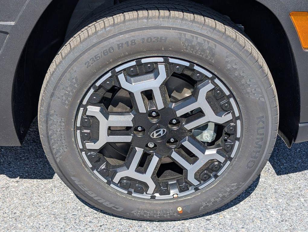 new 2025 Hyundai Tucson car, priced at $32,980