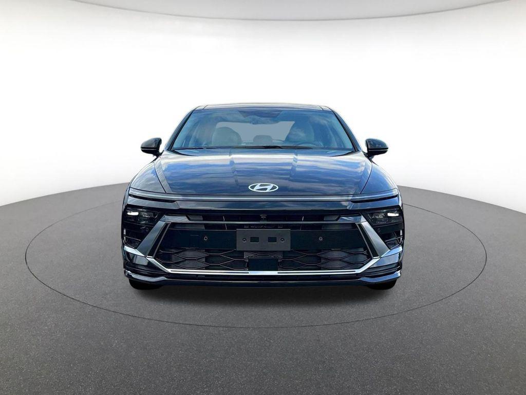 new 2025 Hyundai Sonata Hybrid car, priced at $35,907