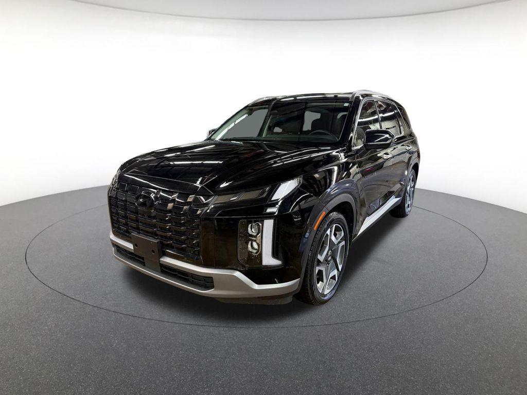 used 2023 Hyundai Palisade car, priced at $28,000