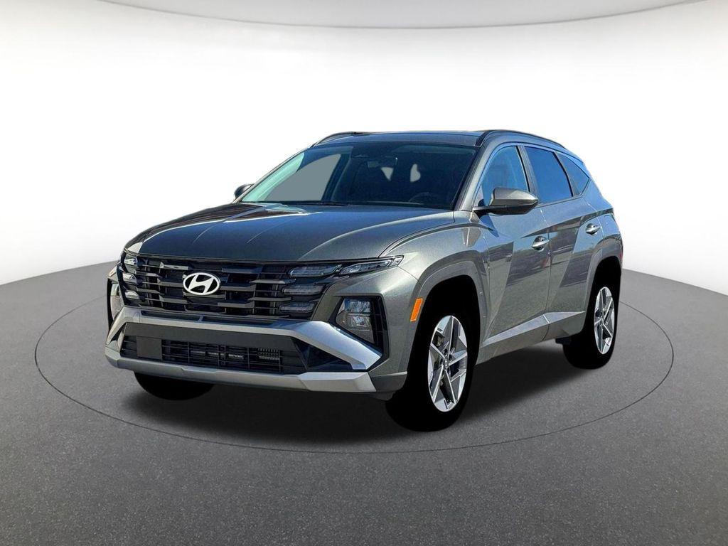 new 2026 Hyundai TUCSON Hybrid car, priced at $34,680