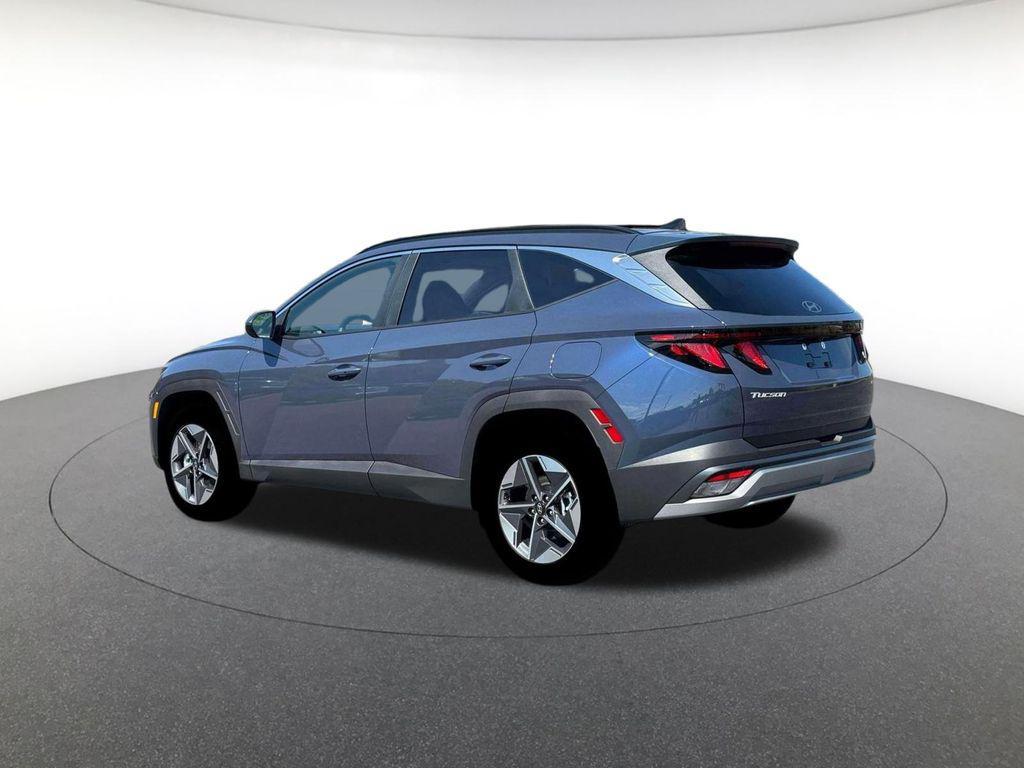 new 2026 Hyundai Tucson car, priced at $33,063
