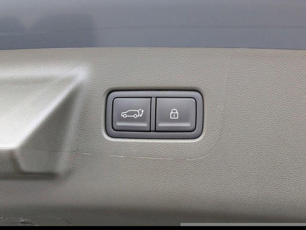 new 2025 Hyundai Santa Fe car, priced at $45,195