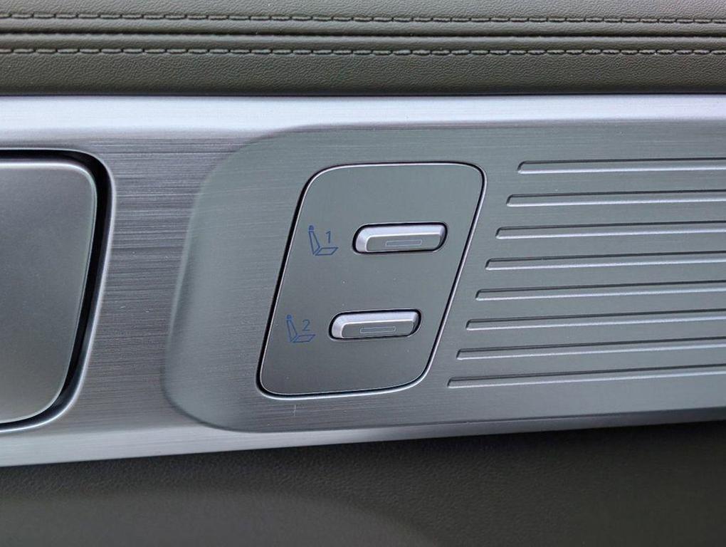 new 2025 Hyundai Santa Fe car, priced at $45,195