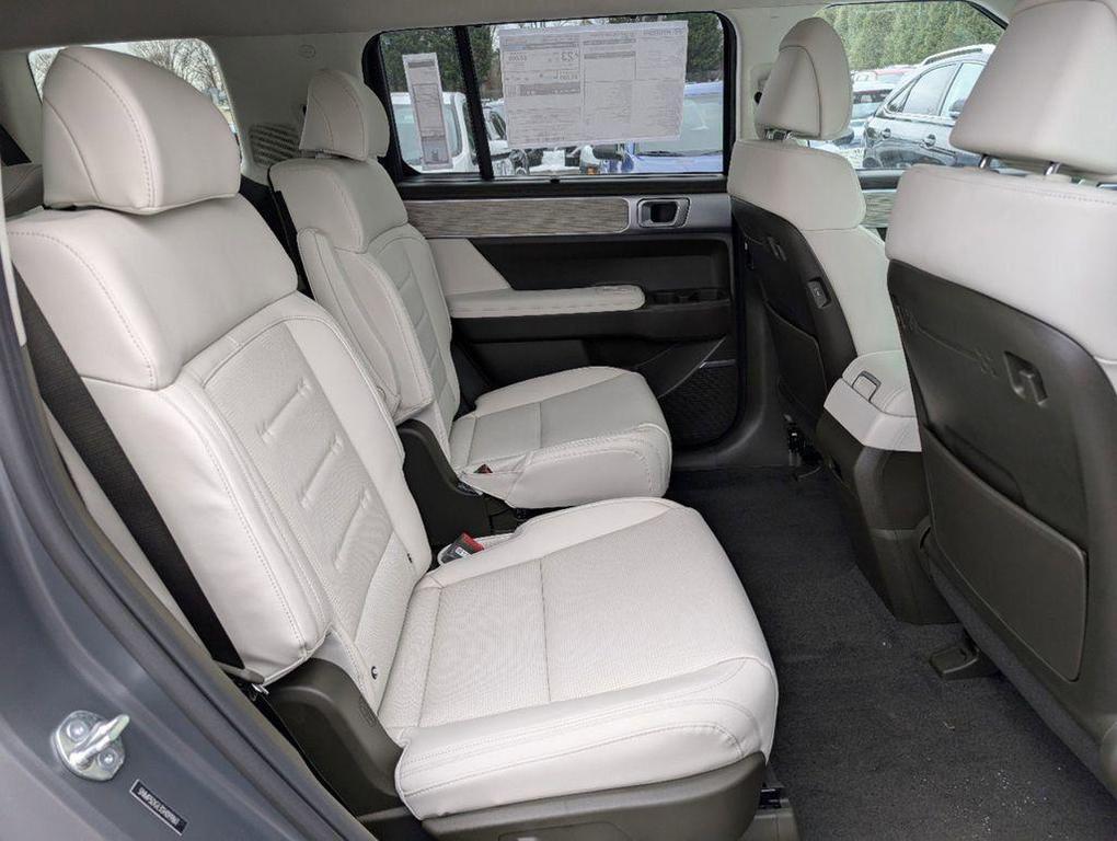 new 2025 Hyundai Santa Fe car, priced at $45,195