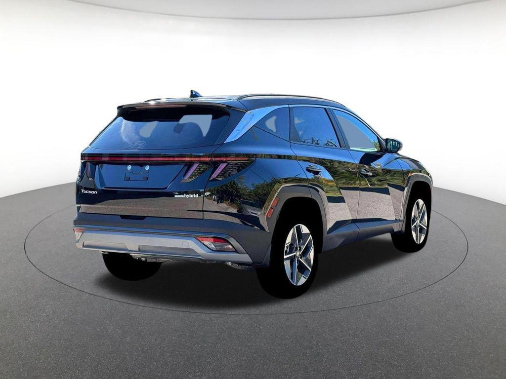 new 2026 Hyundai TUCSON Hybrid car, priced at $33,465