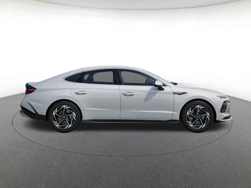 new 2026 Hyundai Sonata car, priced at $29,998