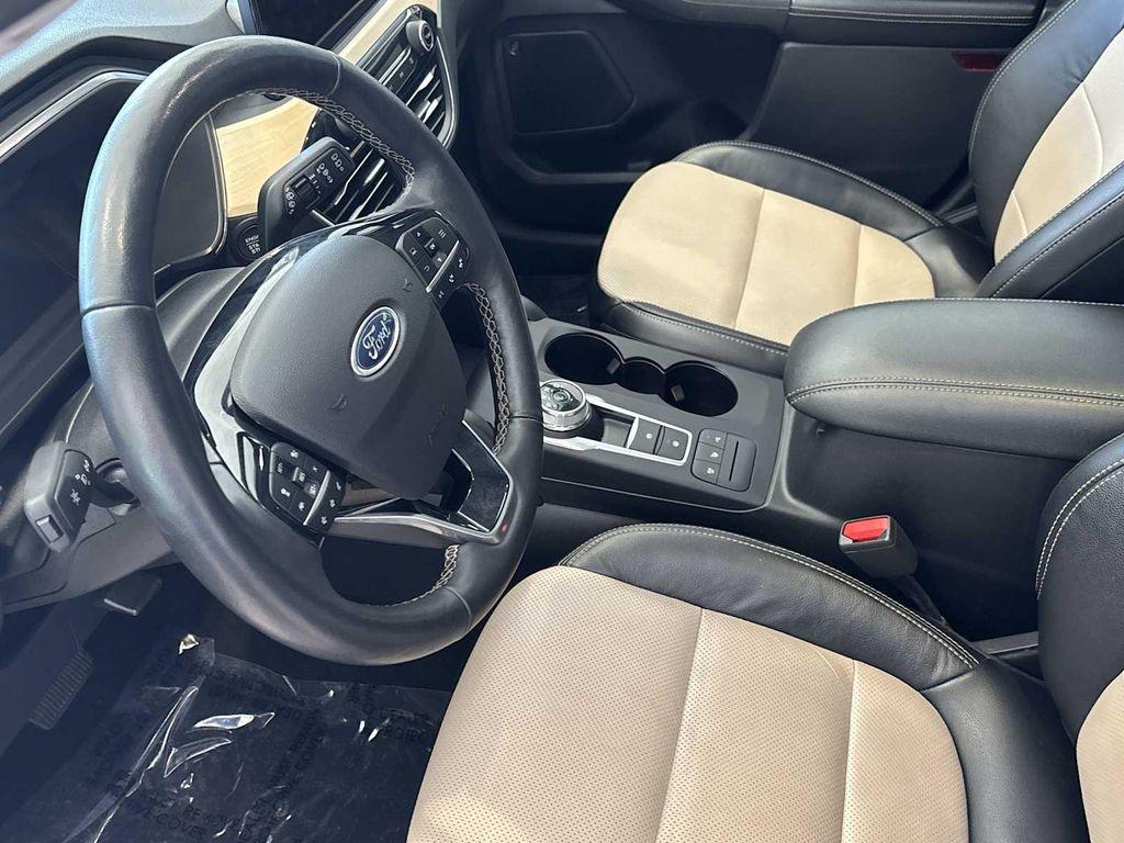 used 2022 Ford Escape car, priced at $26,718