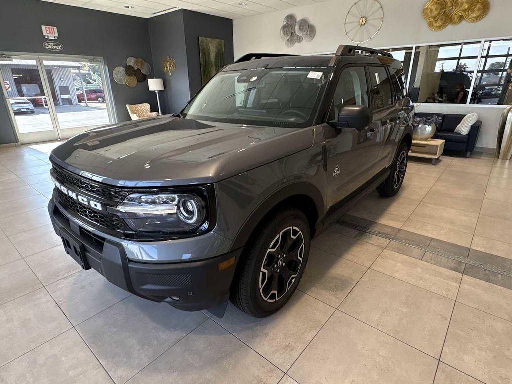 new 2025 Ford Bronco Sport car, priced at $36,485