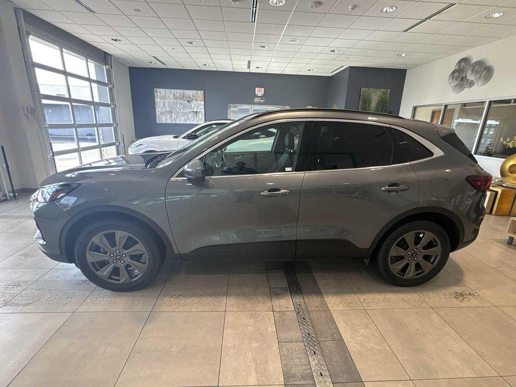 used 2024 Ford Escape car, priced at $25,457