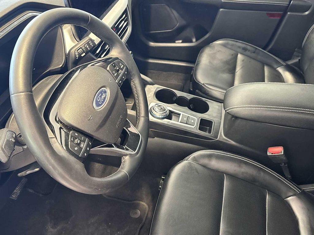 used 2024 Ford Escape car, priced at $25,918