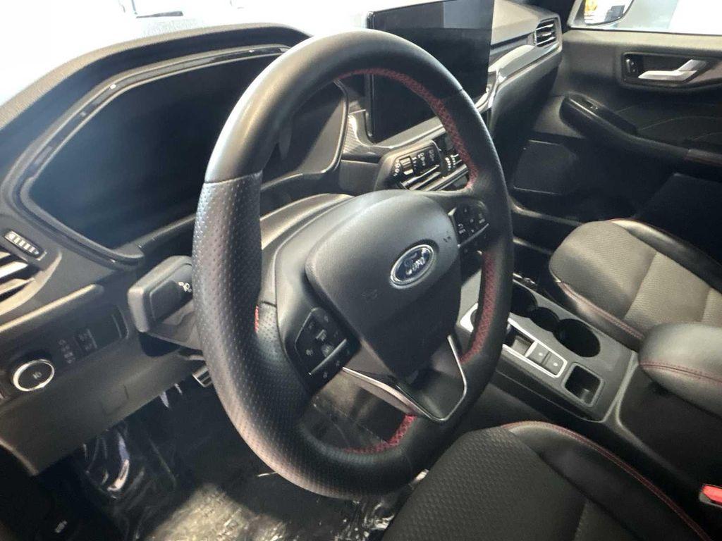 used 2023 Ford Escape car, priced at $27,998