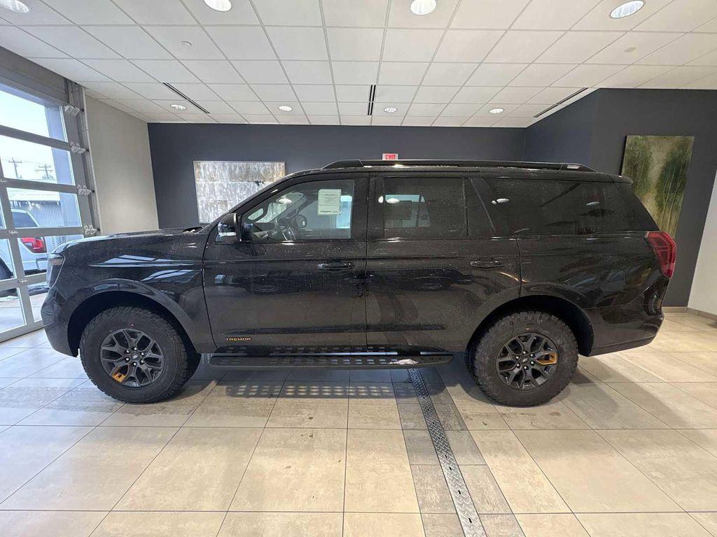 new 2025 Ford Expedition car, priced at $81,945