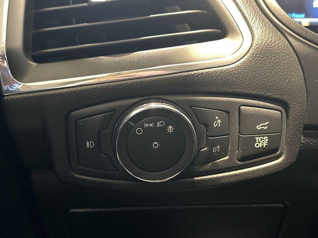 used 2022 Ford Edge car, priced at $27,453