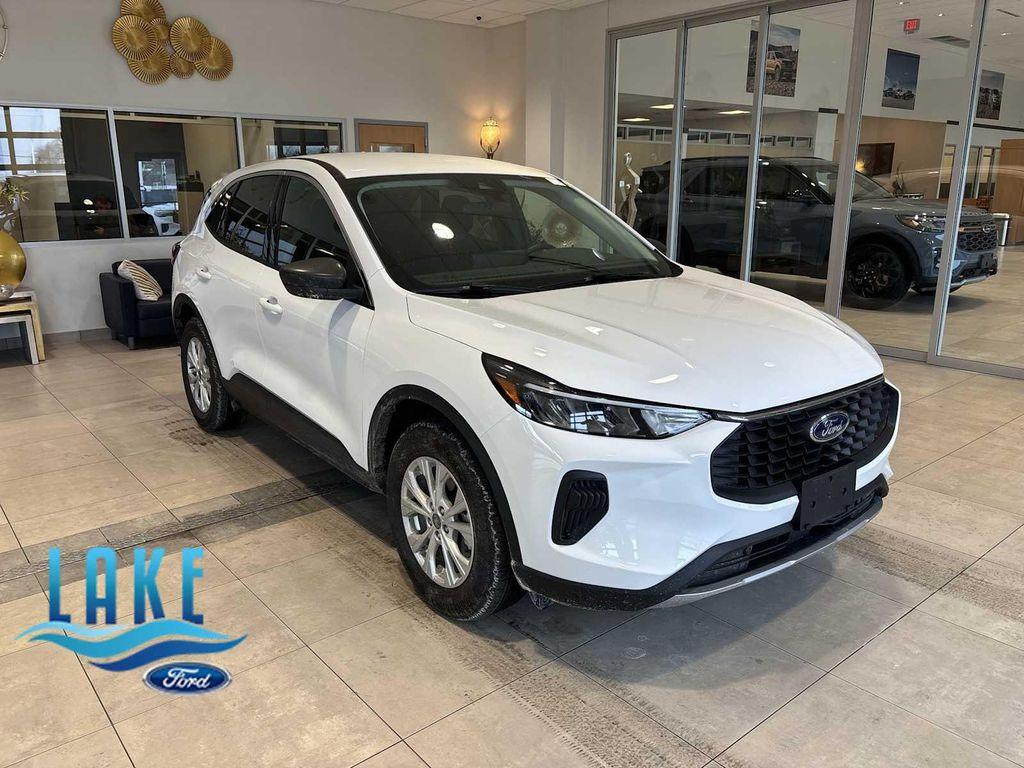 used 2024 Ford Escape car, priced at $25,462
