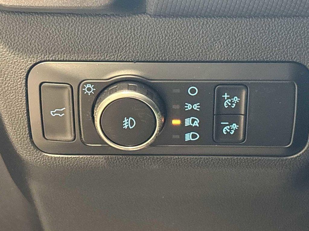 new 2025 Ford Bronco Sport car, priced at $36,985