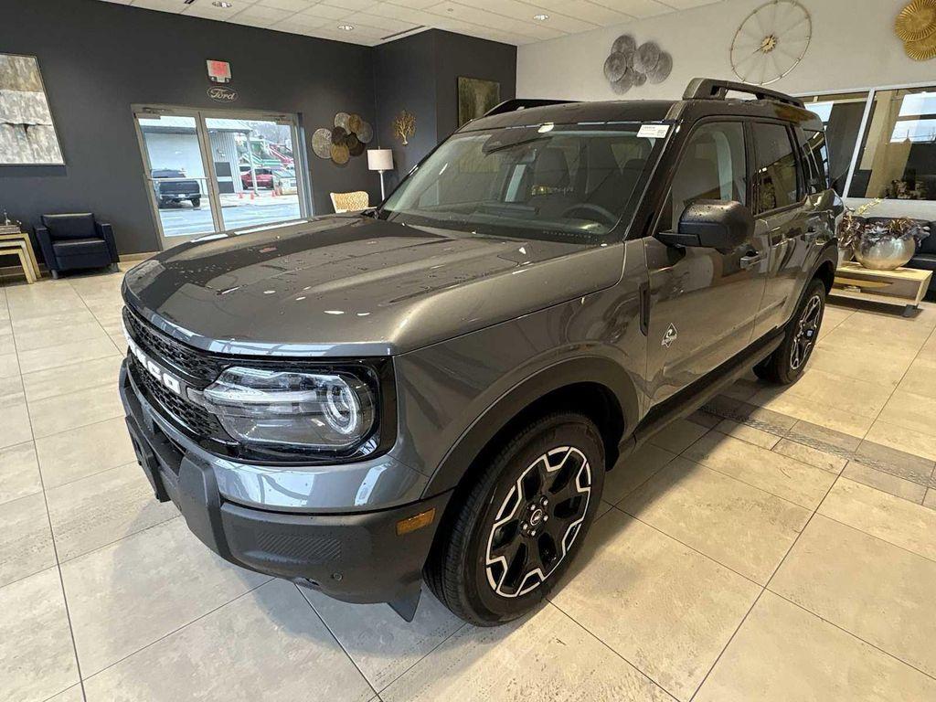 new 2025 Ford Bronco Sport car, priced at $36,985