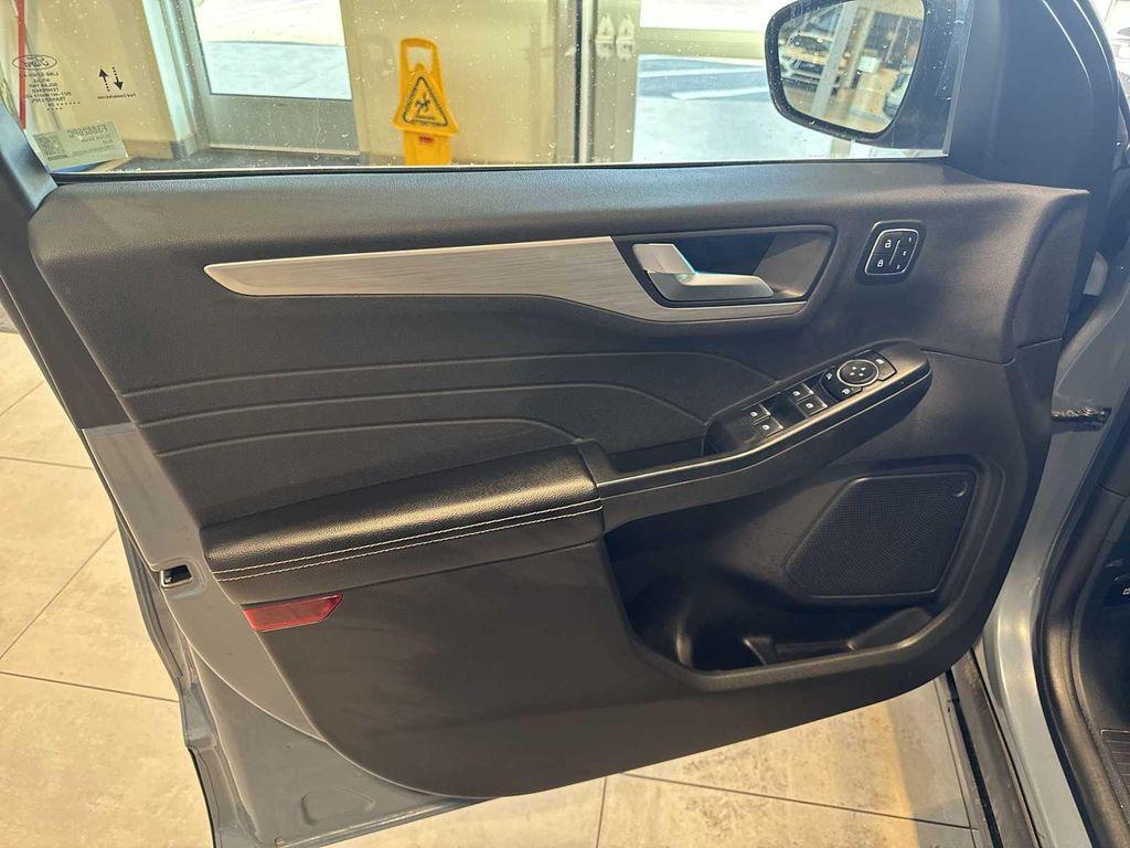 used 2024 Ford Escape car, priced at $25,998