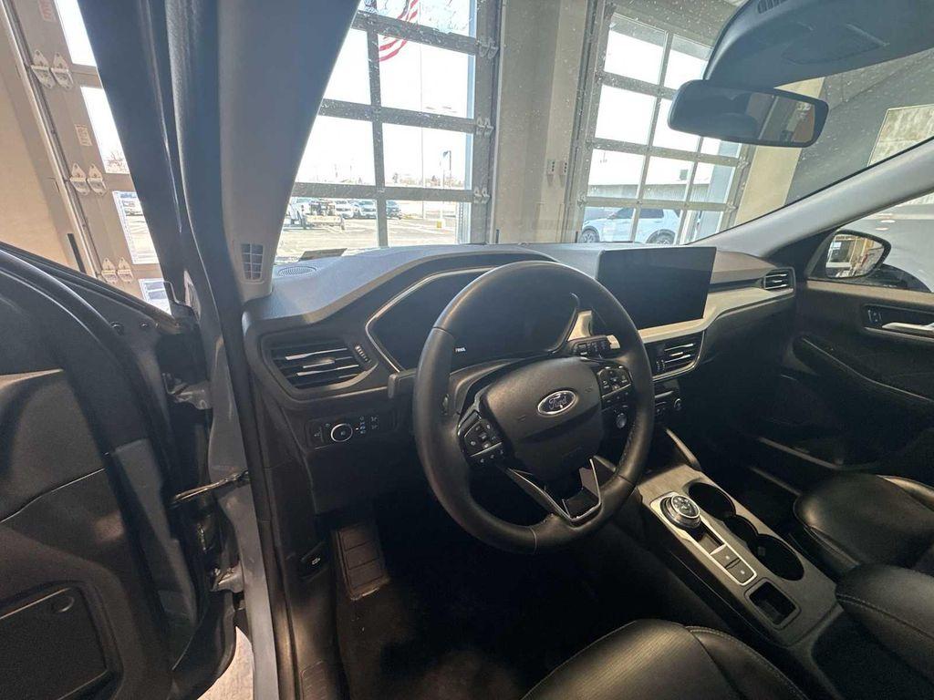 used 2024 Ford Escape car, priced at $25,998