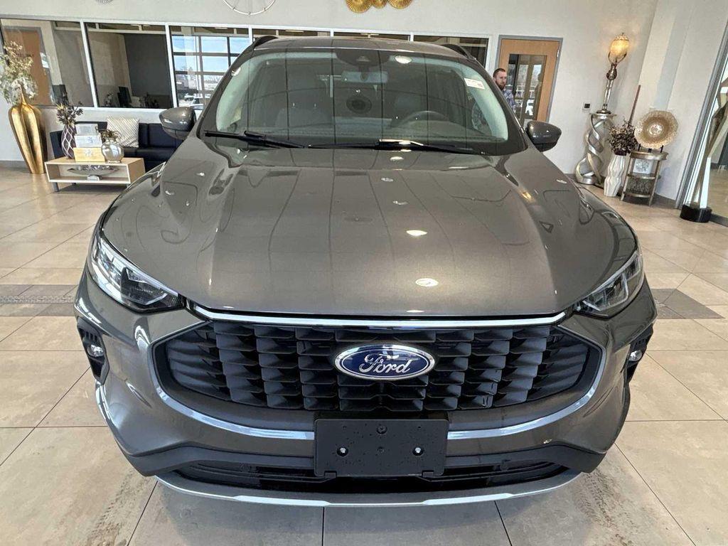 used 2025 Ford Escape car, priced at $28,392