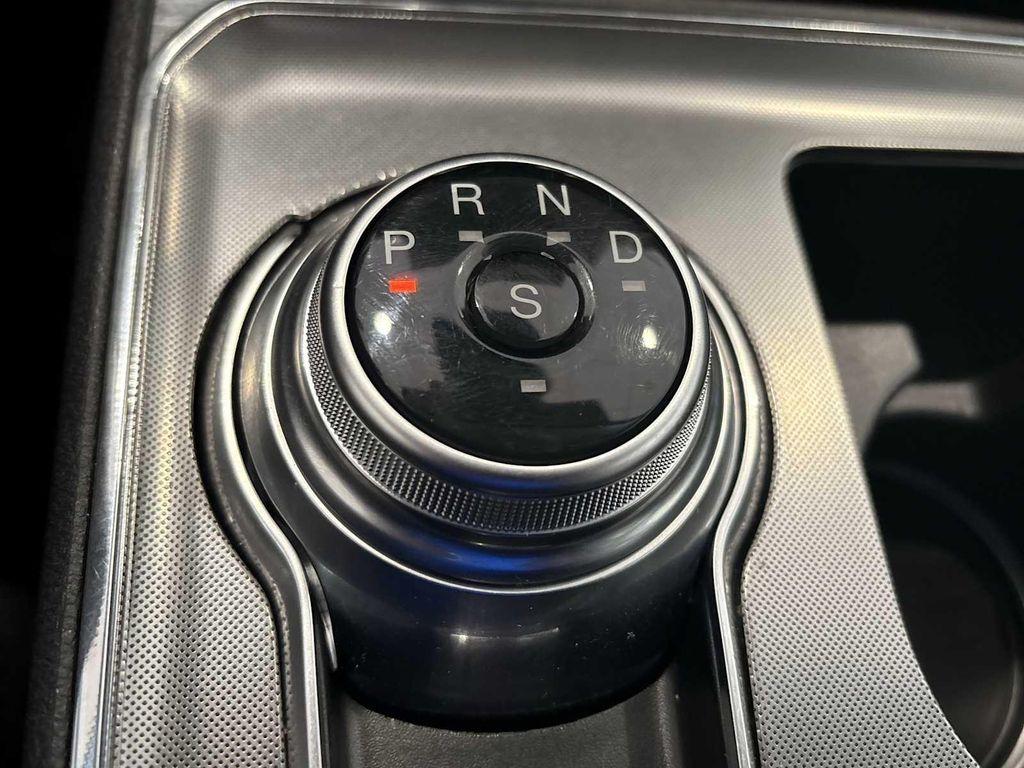 used 2024 Ford Edge car, priced at $32,448