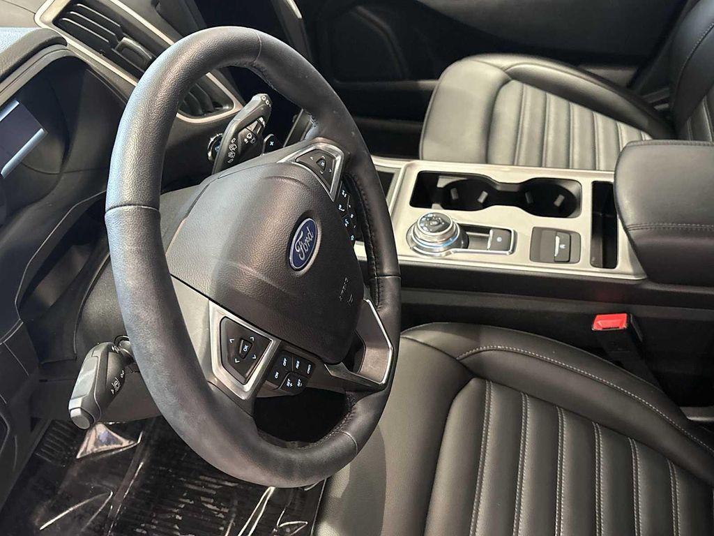 used 2024 Ford Edge car, priced at $28,141