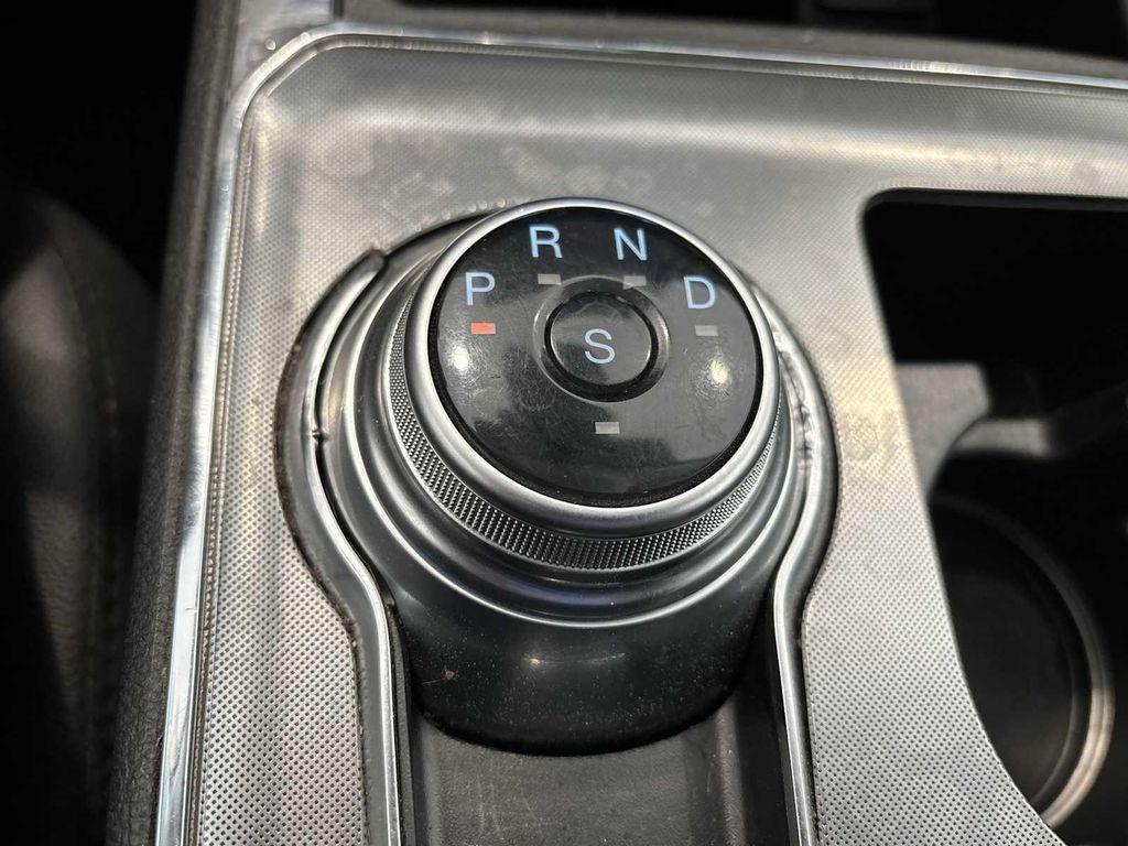 used 2022 Ford Edge car, priced at $21,887