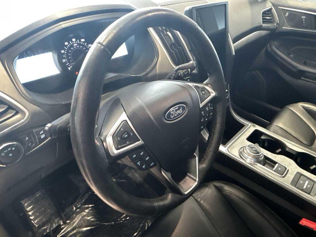 used 2022 Ford Edge car, priced at $21,887