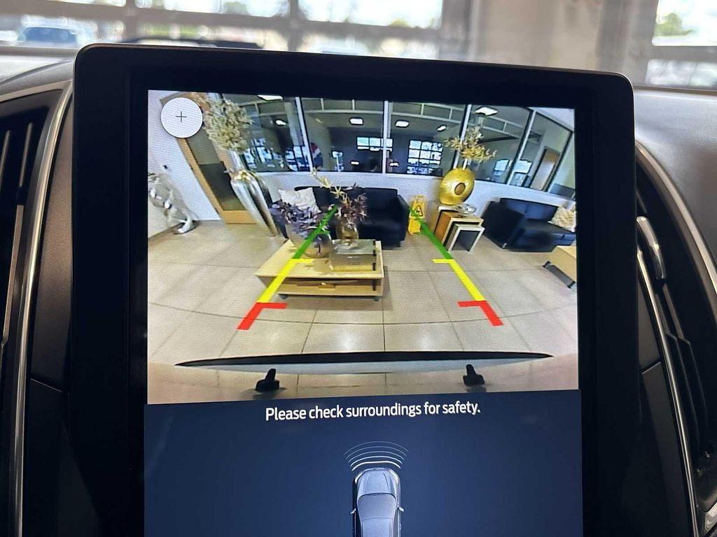 used 2024 Ford Edge car, priced at $28,955