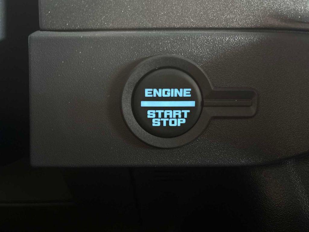 new 2025 Ford Bronco car, priced at $40,980